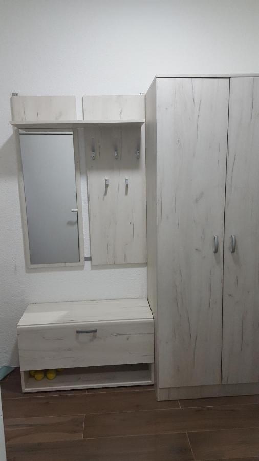 Apartments F Подгорица Экстерьер фото